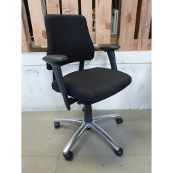 Bma- axia Pro ergonomische bureaustoel 4D armpads